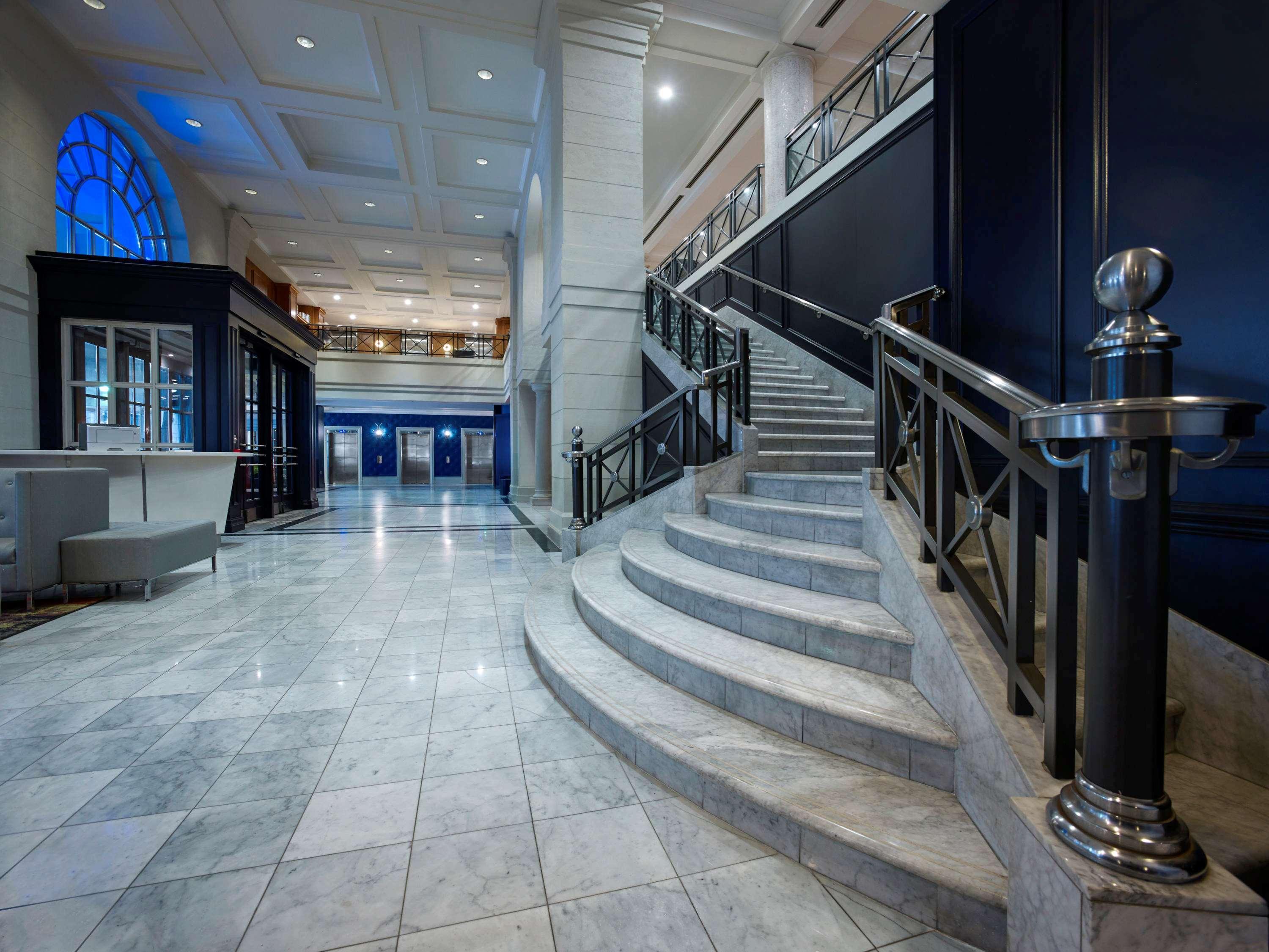 The Novotel Toronto Centre Extérieur photo