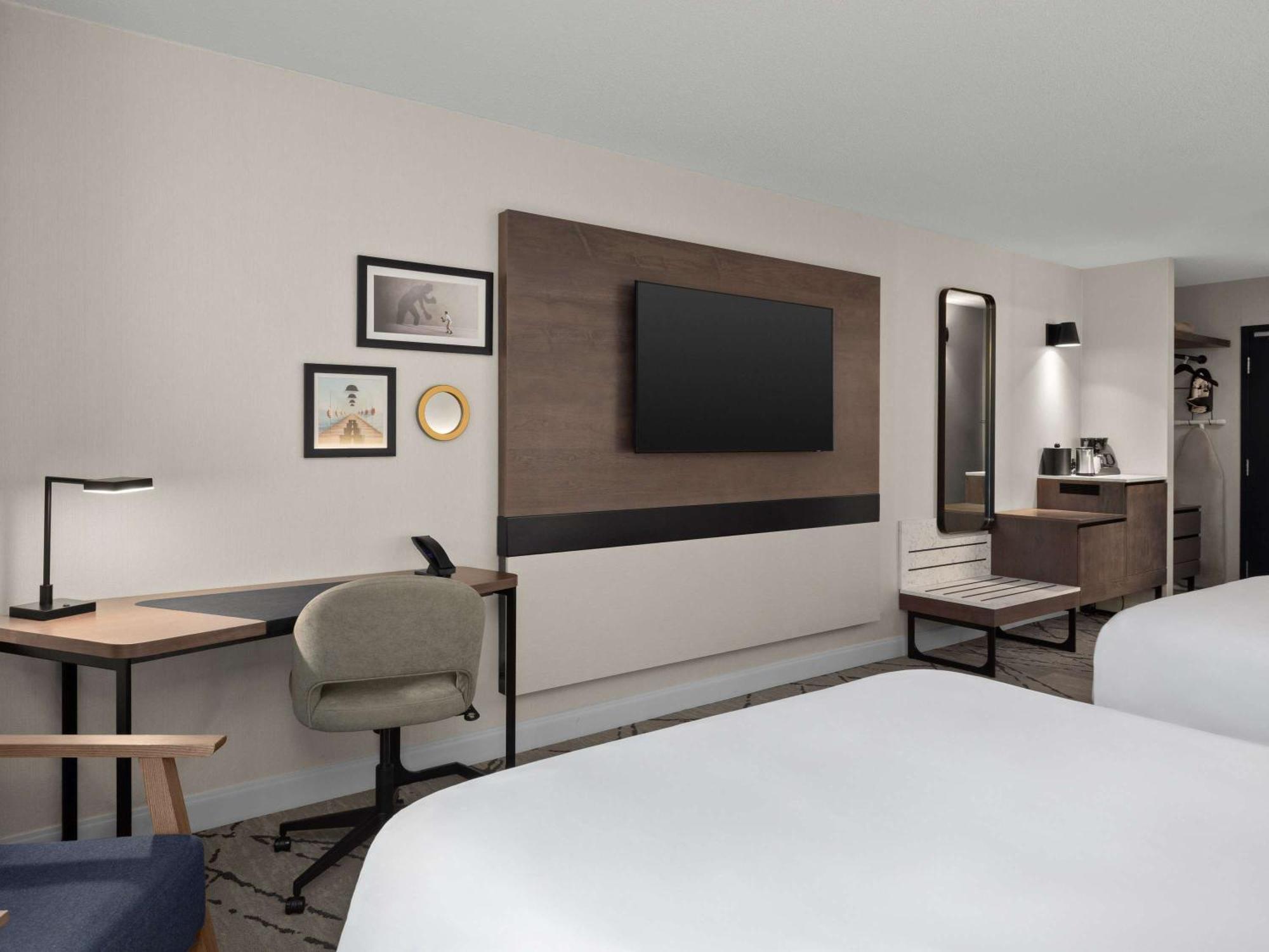 The Novotel Toronto Centre Extérieur photo